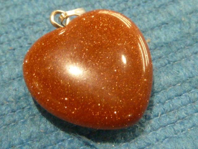 Hanger hartje goudsteen, Sieraden, Tassen en Uiterlijk, Edelstenen, Nieuw, Ophalen of Verzenden