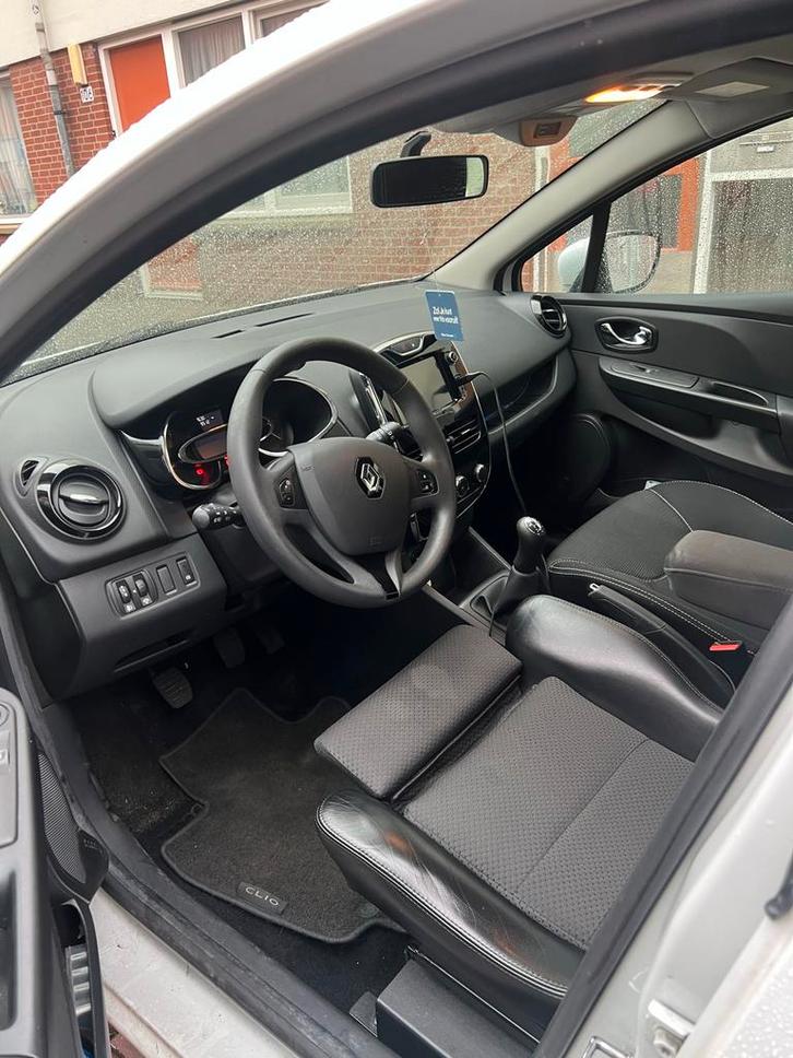 Renault Clio 0.9 TCE 66KW 5-DRS 2014 Wit, Auto's, Renault, Particulier, Clio, Benzine, A, Hatchback, Handgeschakeld, Origineel Nederlands