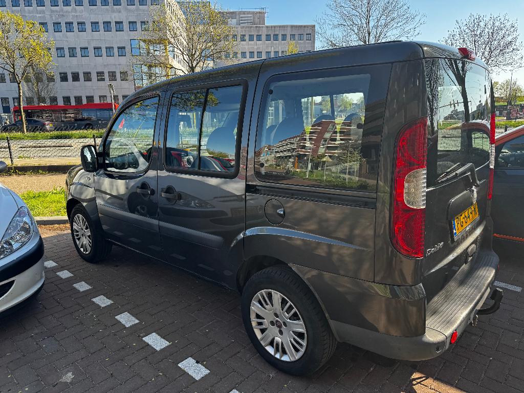 Fiat Doblo 1.4 2008 Grijs 165km APK april 2027, Auto's, Fiat, Voorwielaandrijving, 14 km/l, Handgeschakeld, Particulier