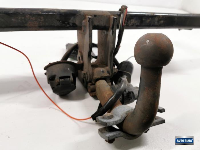 Trekhaak van een Volvo V60, Gebruikt, -, -, Ophalen of Verzenden