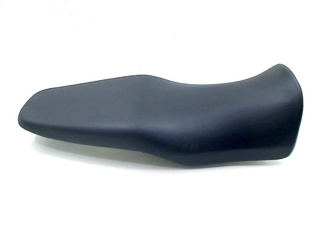 BUDDYSEAT Honda CBF 125 (01-1970/-) (77200-kon-d007-20), Dhr. S. di Majo, Gebruikt, Info@cama-motorparts.nl, P.J. Troelstraweg 8 8
3144 CX  MAASSLUIS, NL