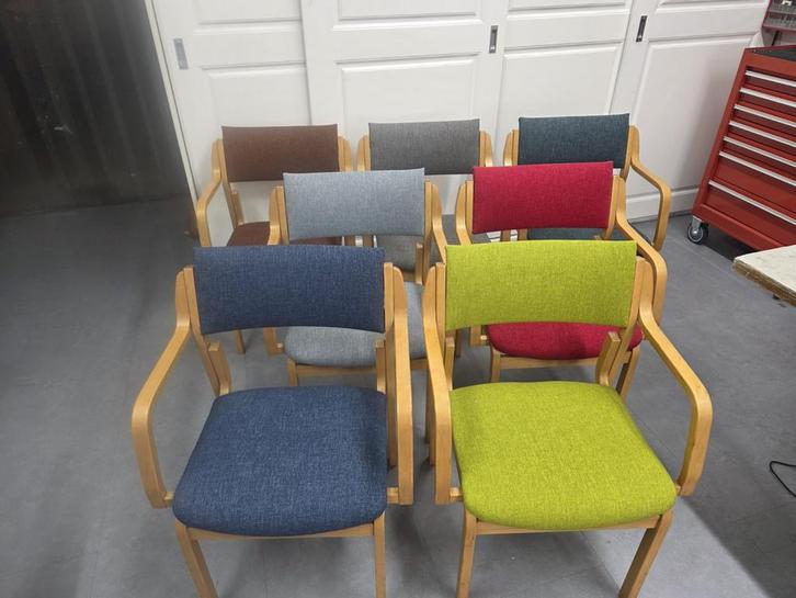 7 Vintage Deens design Farstrup nieuw  gestoffeerd, Huis en Inrichting, Stoelen, Zo goed als nieuw, Vijf, Zes of meer stoelen
