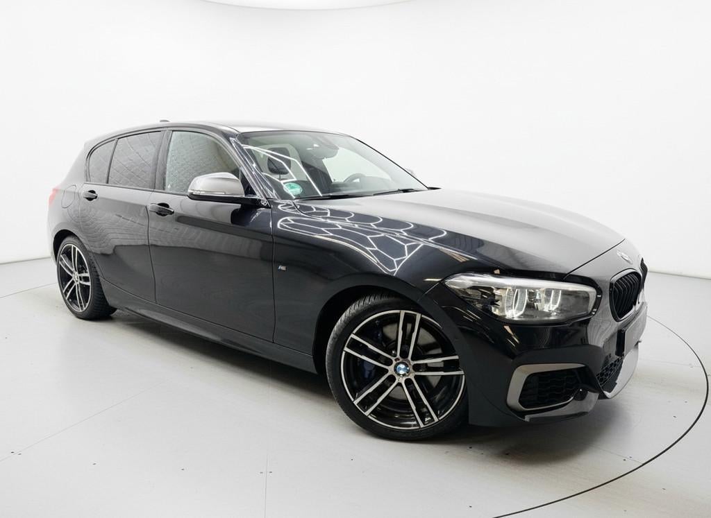 BMW 1-serie M140i Edition Shadow High Executive DAK H&K NAP, Auto's, BMW, Achterwielaandrijving, 2998 cc, 6 cilinders, Hatchback