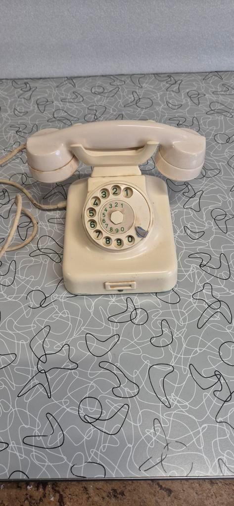 Vintage Bakelieten Telefoon 1964 - Crème Kleur, Ophalen of Verzenden, Gebruikt, 1 handset