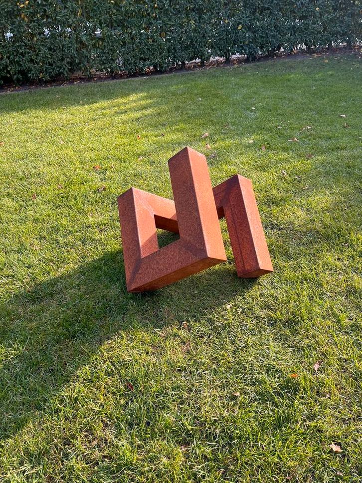 Grondkracht' Roestige tuinkunst - tuinbeeld, Tuin en Terras, Tuinbeelden, Nieuw, Metaal, Ophalen of Verzenden