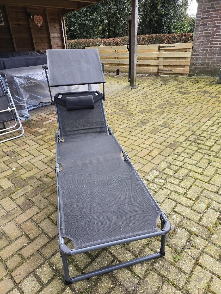 Ligbed met zonnnekap, Ophalen, Zo goed als nieuw, Aluminium, Verstelbaar