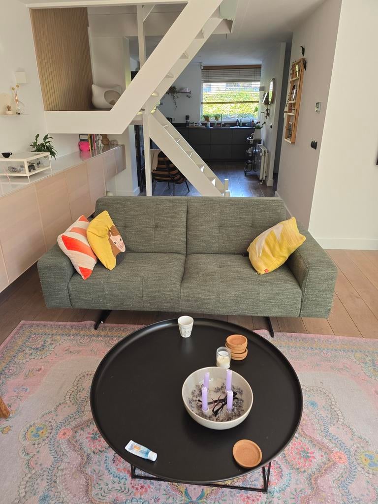 GRATIS  op te halen 2 banken!, Huis en Inrichting, Gebruikt, 75 m² of meer, Beige, Ophalen of Verzenden