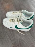 Nieuwe Nike Air Force 1 wit met groen maat 41, Ophalen of Verzenden, Nieuw, Wit, Sneakers of Gympen