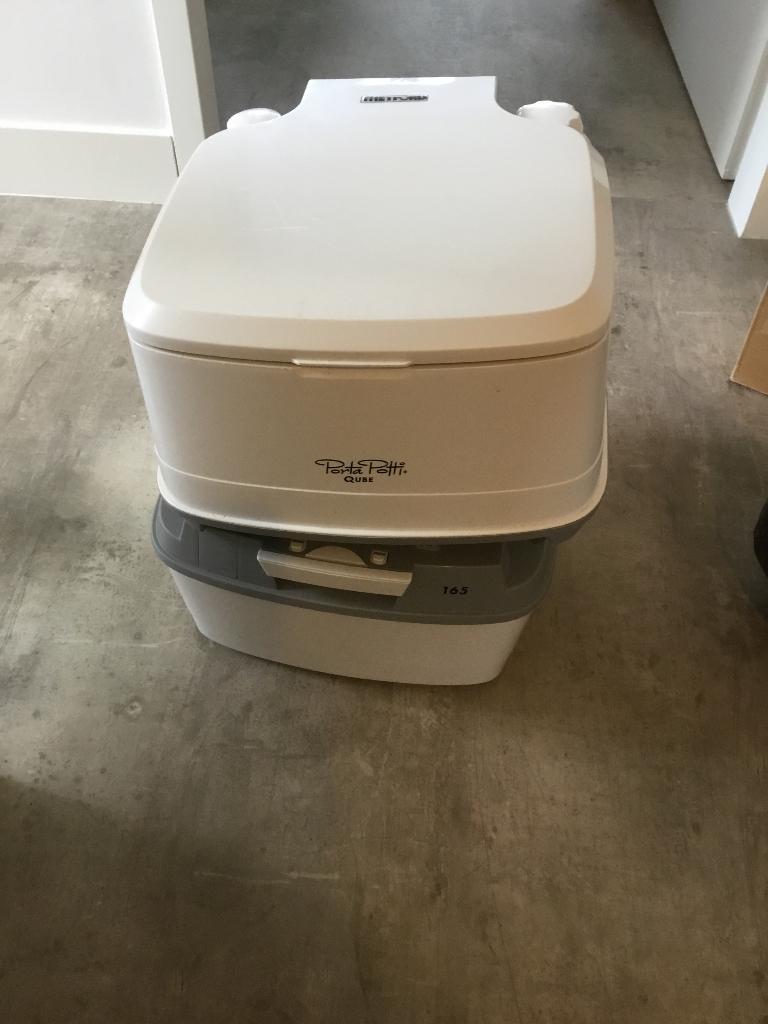 Porta potti, Ophalen, Gebruikt