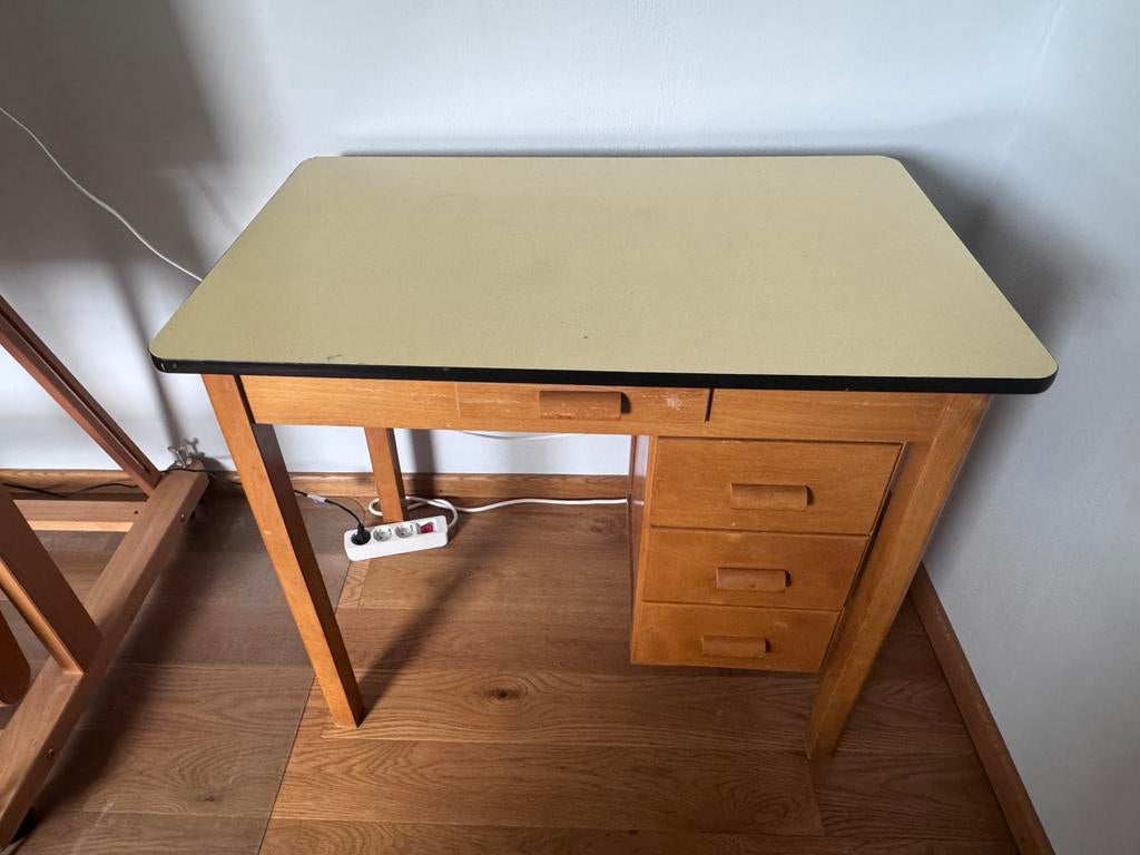 Vintage retro  piet zwart bruynzeel school bureau meubels, Vintage, Ophalen of Verzenden, Zo goed als nieuw, Schoolbureau