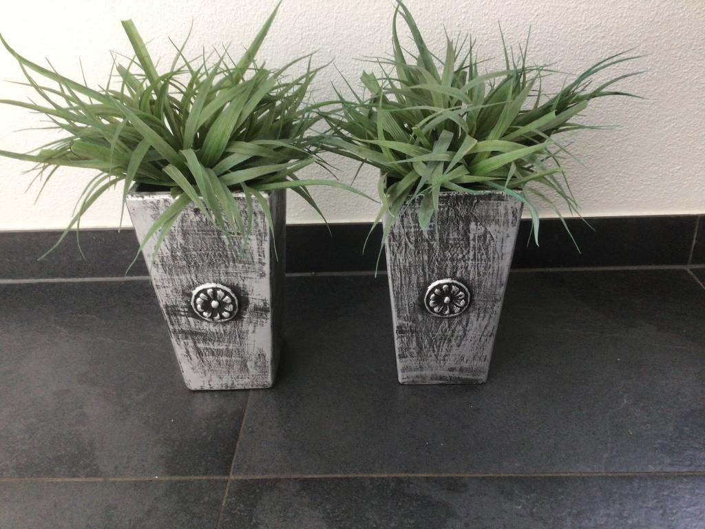 Twee zilverkleurige / antraciete bloempotten, Huis en Inrichting, Woonaccessoires | Vazen, Ophalen, Overige materialen, Overige kleuren