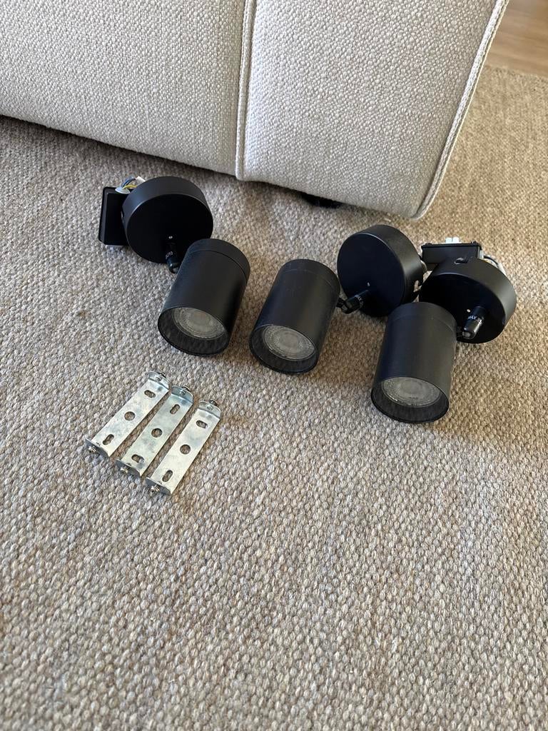 3 zwarte badkamer spots - Plafond- of wandspots, Huis en Inrichting, Lampen | Spots, Gebruikt, Metaal of Aluminium, Ophalen of Verzenden