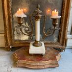 Marmeren kandelaar *tres jolie duiven*, Antiek en Kunst, Antiek | Kandelaars, Ophalen of Verzenden