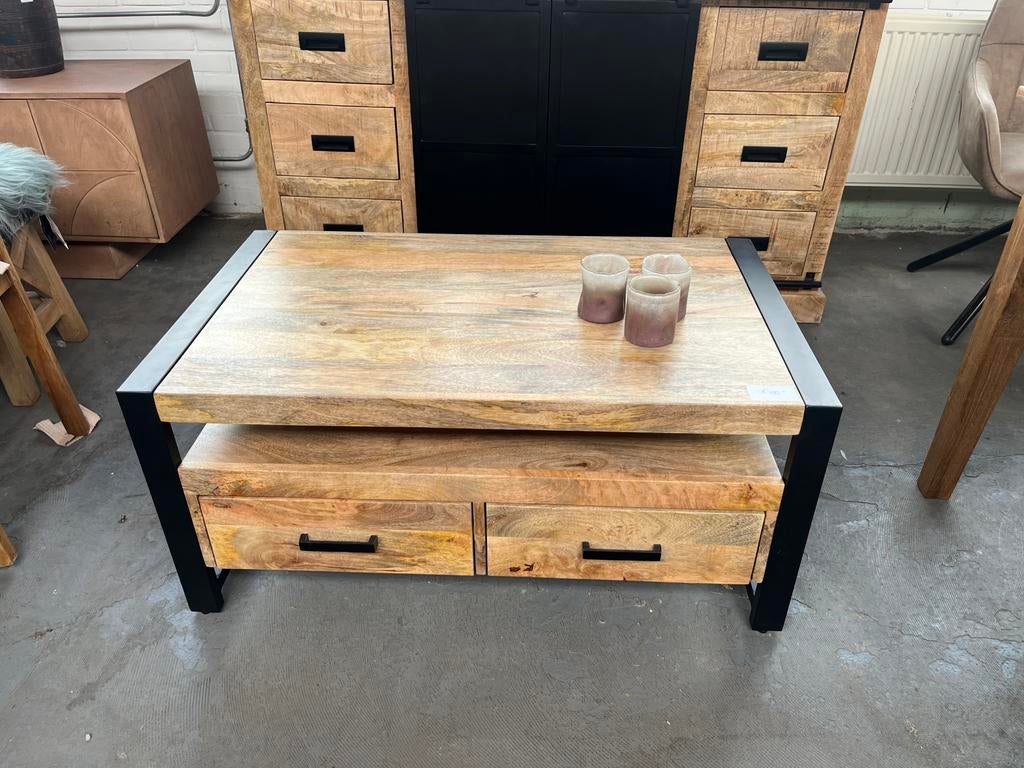 Magazijn leegverkoop salontafel Britt mangohout metaal zwart, Hout, Nieuw, Ophalen of Verzenden, Landelijk