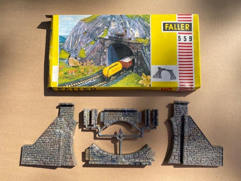 Faller 559 H0 Tunnelportaal, Ophalen of Verzenden, Gelijkstroom of Wisselstroom, Brug, Tunnel of Gebouw, Overige merken