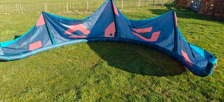 Duotone EVO 12m2 modeljaar 2023, Watersport en Boten, Kitesurfen, Gebruikt, Geen board, Ophalen of Verzenden