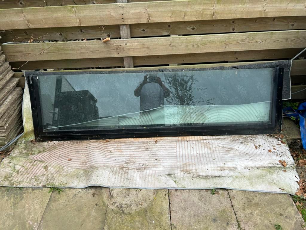 Twee vijver ramen 200x50cm, zwart gecoat frame, Ophalen, Gebruikt