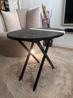 Zwart inklapbaar bijzettafeltje - opknapper, Huis en Inrichting, Tafels | Bijzettafels, Minder dan 55 cm, Gebruikt, Rond, Hout