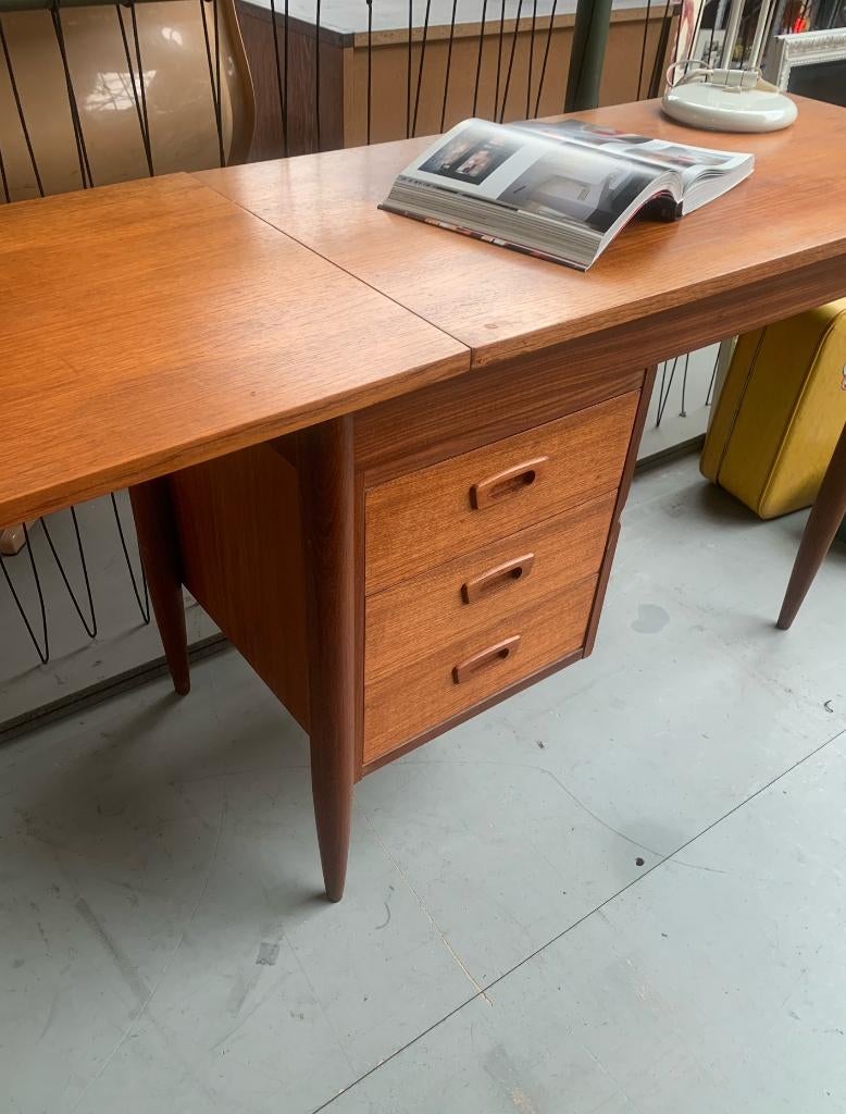 Mooi houten bureau Arne Vodder - vintage retro 100-150 cm, Huis en Inrichting, Bureaus, Ophalen, Gebruikt, Onbekend, Onbekend