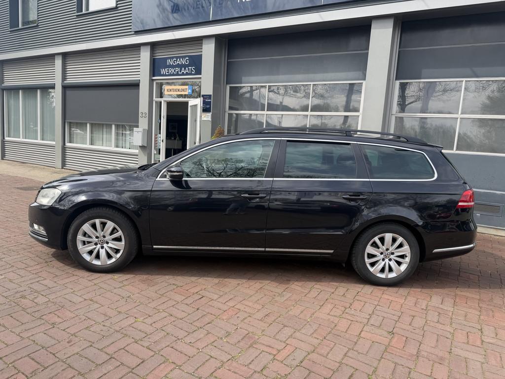 Volkswagen Passat Variant 2.0 TDI Trendline BlueMotion Bj 20, Auto's, Euro 5, Stof, Zwart, 4 cilinders