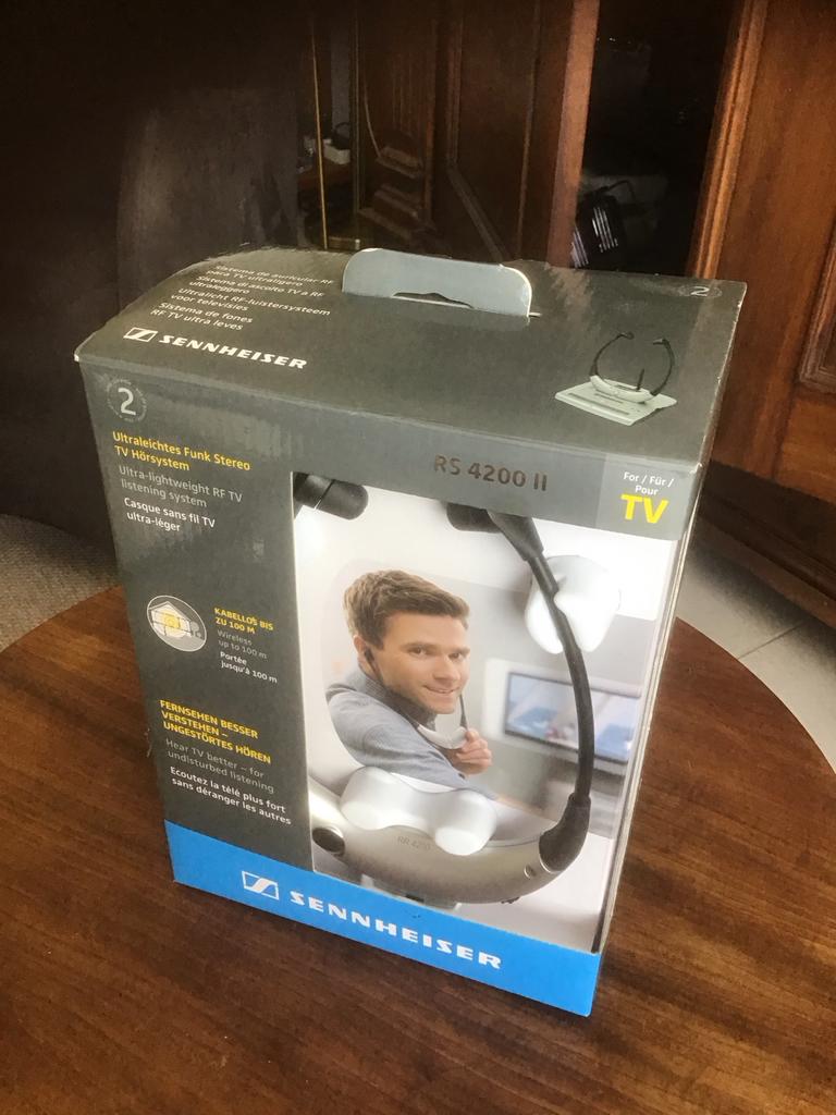 Sennheiser RS 4200 II TV Hoorsysteem, Ophalen, Gebruikt, Sennheiser, Op oor (supra aural)