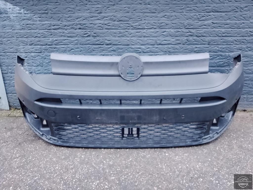 VW Caddy 2K7 2020+ Voorbumper Bumper 4xPDC Origineel!, Gebruikt, Volkswagen, Volkswagen AG, Bumper