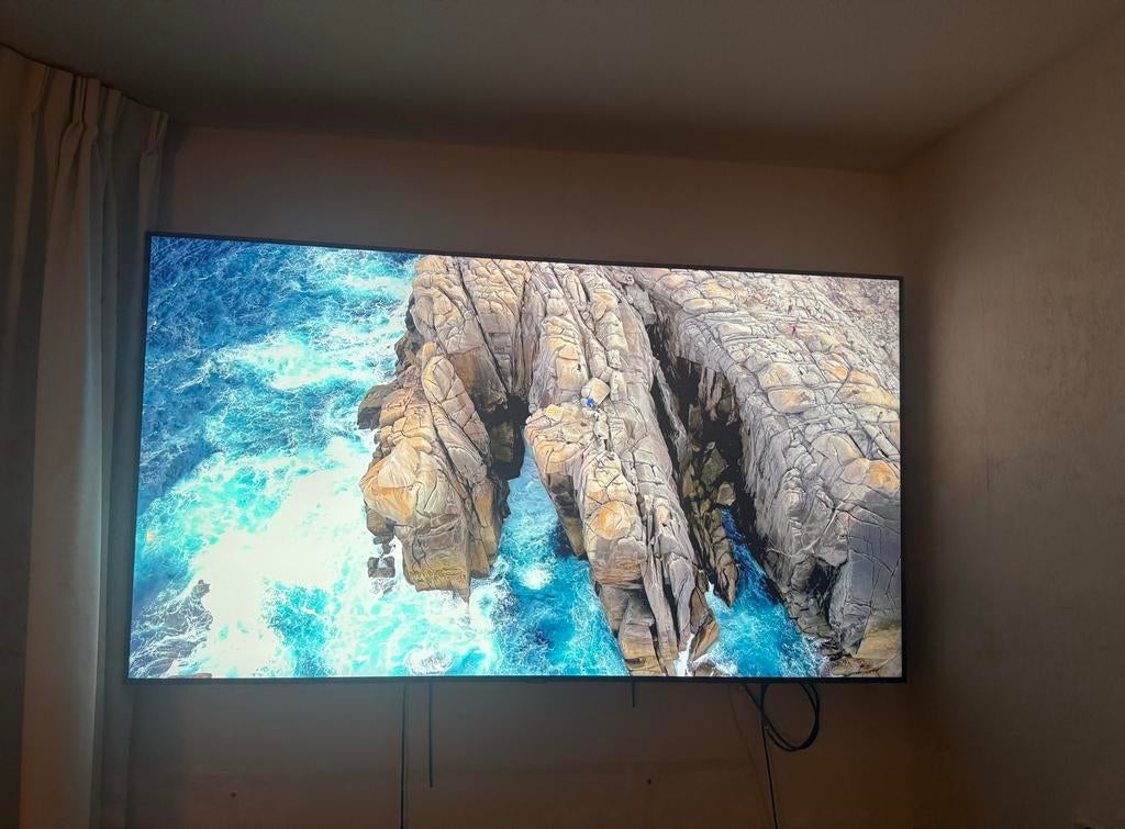 Samsung 70 inch 4K Smart TV – Groot scherm, perfect beeld”, Ophalen, 50 Hz, Zo goed als nieuw, Samsung
