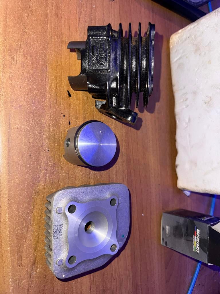 70cc DR Cilinder Gloednieuw Minarelli Horizontaal, Ophalen of Verzenden, Nieuw, Cilinder, Overige merken