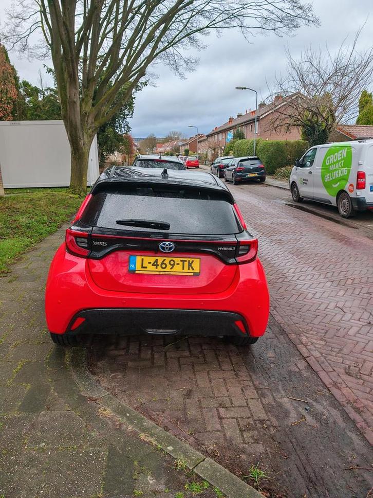 Toyota Yaris 1.5 Hybrid 116pk CVT 2020 Rood, Auto's, Toyota, Particulier, Yaris, Achteruitrijcamera, Adaptieve lichten, Adaptive Cruise Control