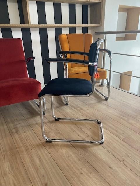 4 Gispen 201 stoelen, chroom, nieuwe zwarte ribstof, Huis en Inrichting, Zwart, Design, Zo goed als nieuw, Nvt