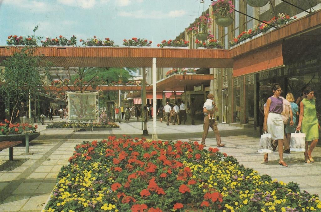 ROTTERDAM Lijnbaan Winkelpromenade, Verzenden, 1980 tot heden, Gelopen, Zuid-Holland