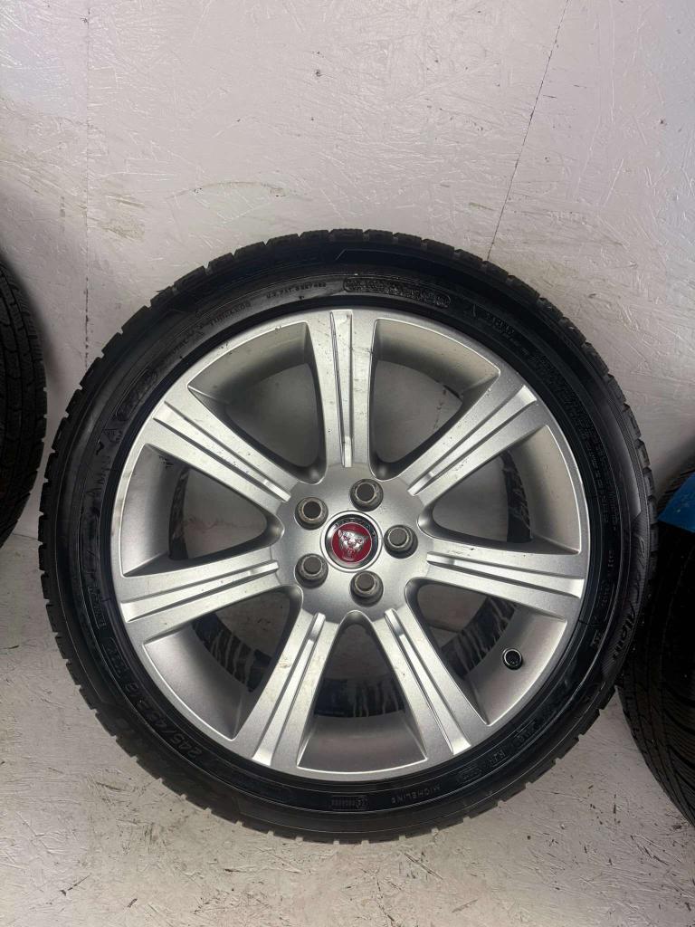 Originele Jaguar XF XK velgen 18" 5x108 winterset 7mm, Auto-onderdelen, Banden en Velgen, Niet ingevuld, 18 inch, Banden en Velgen