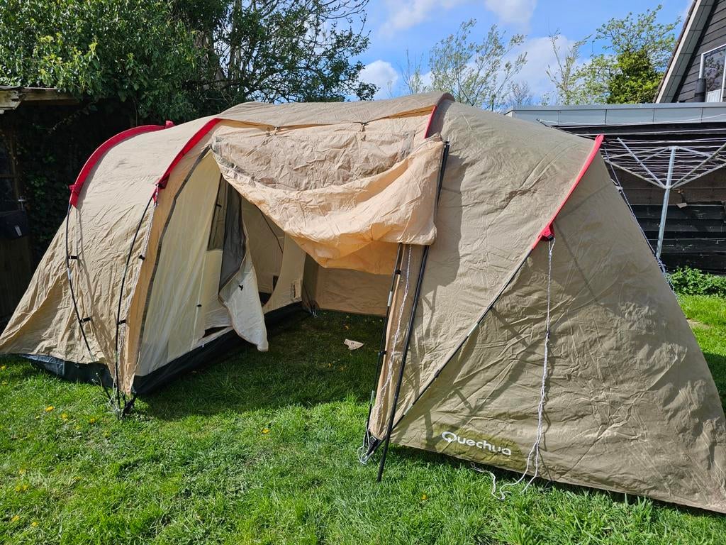 Quechua 4 persoons tent T4.2, Caravans en Kamperen, Tenten, tot en met 4, Ophalen