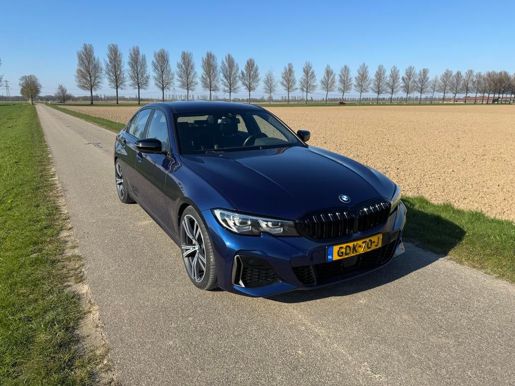 BMW 330e M340i uitgevoerd 441pk 19 inch, Auto's, Automaat, 1998 cc, Achterwielaandrijving, Blauw