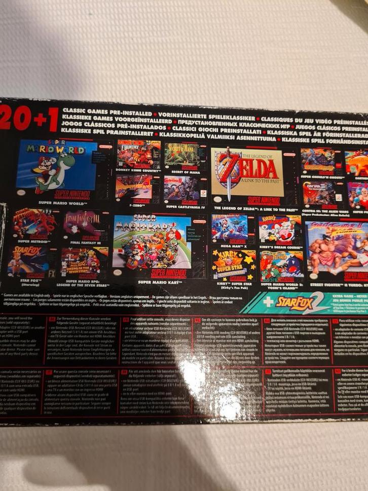 Super Nintendo Classic Mini met extra spellen, Spelcomputers en Games, Spelcomputers | Nintendo Super NES, Zo goed als nieuw, Met 2 controllers