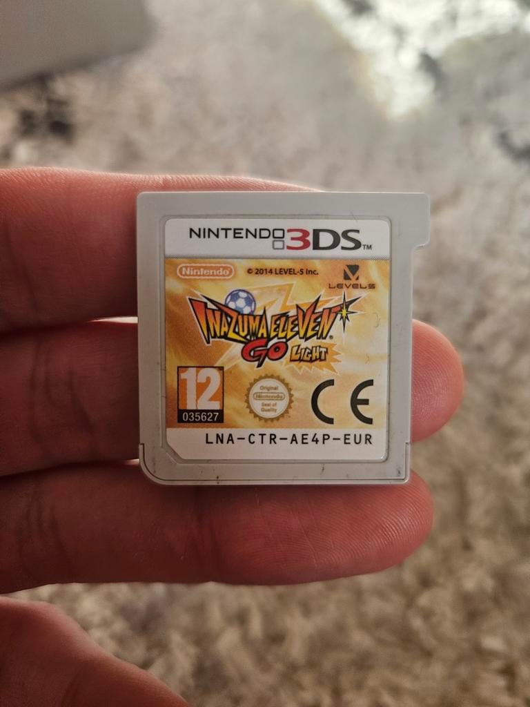 Inazuma Eleven Go Light - Nintendo 3DS, Spelcomputers en Games, Games | Nintendo 2DS en 3DS, 1 speler, Ophalen of Verzenden, Zo goed als nieuw