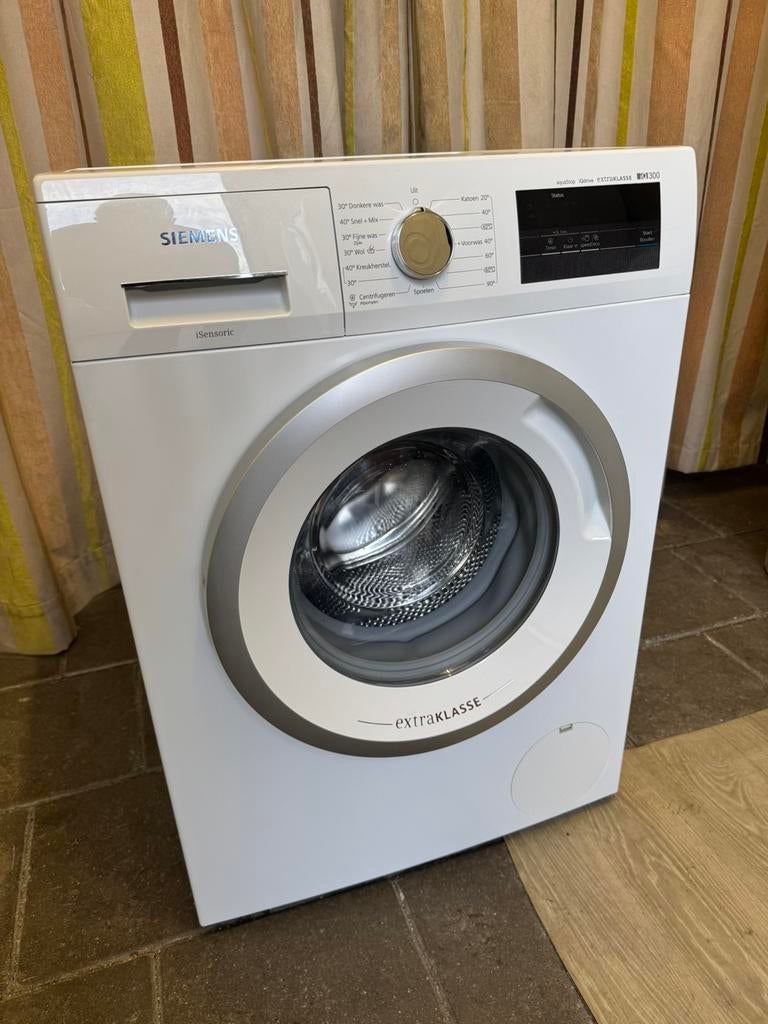 A+++ Wasmachine Siemens IQ300 | Werkt Goed | Schoon, Ophalen, 1200 tot 1600 toeren, Minder dan 85 cm, 4 tot 6 kg