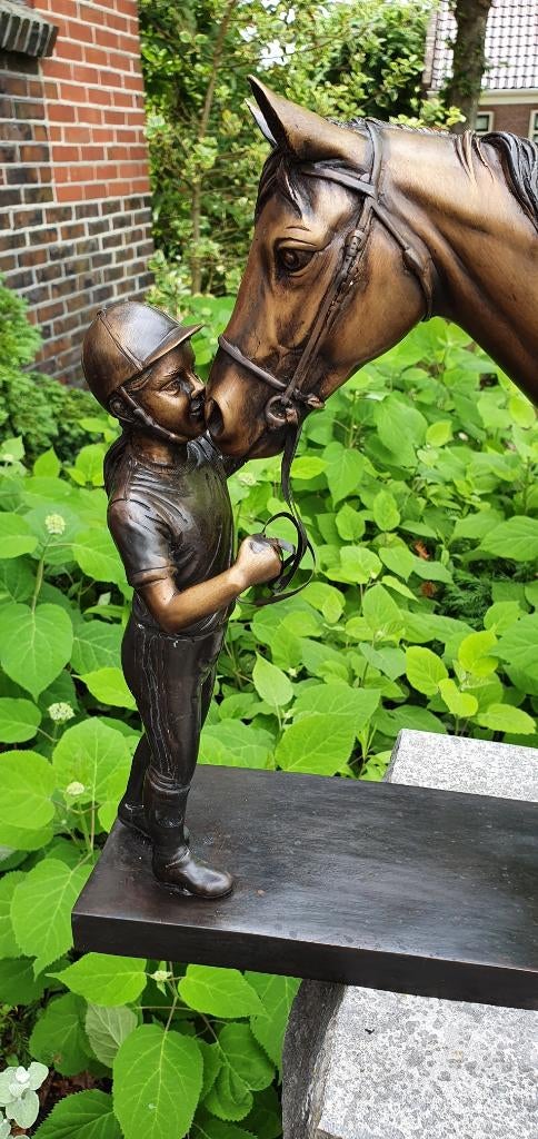 MEISJE MET PAARD / Bronzen beeld, Ophalen of Verzenden, Handgemaakt, Brons