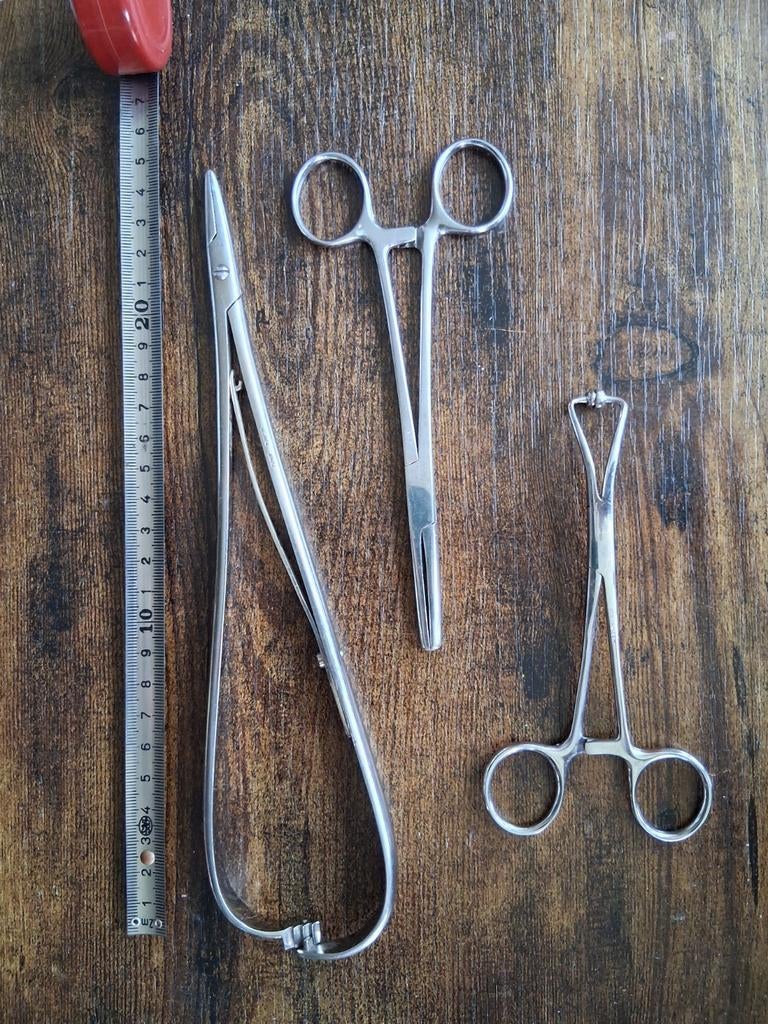 Medisch naaldvoerder,klemmen, Ophalen of Verzenden, Zo goed als nieuw