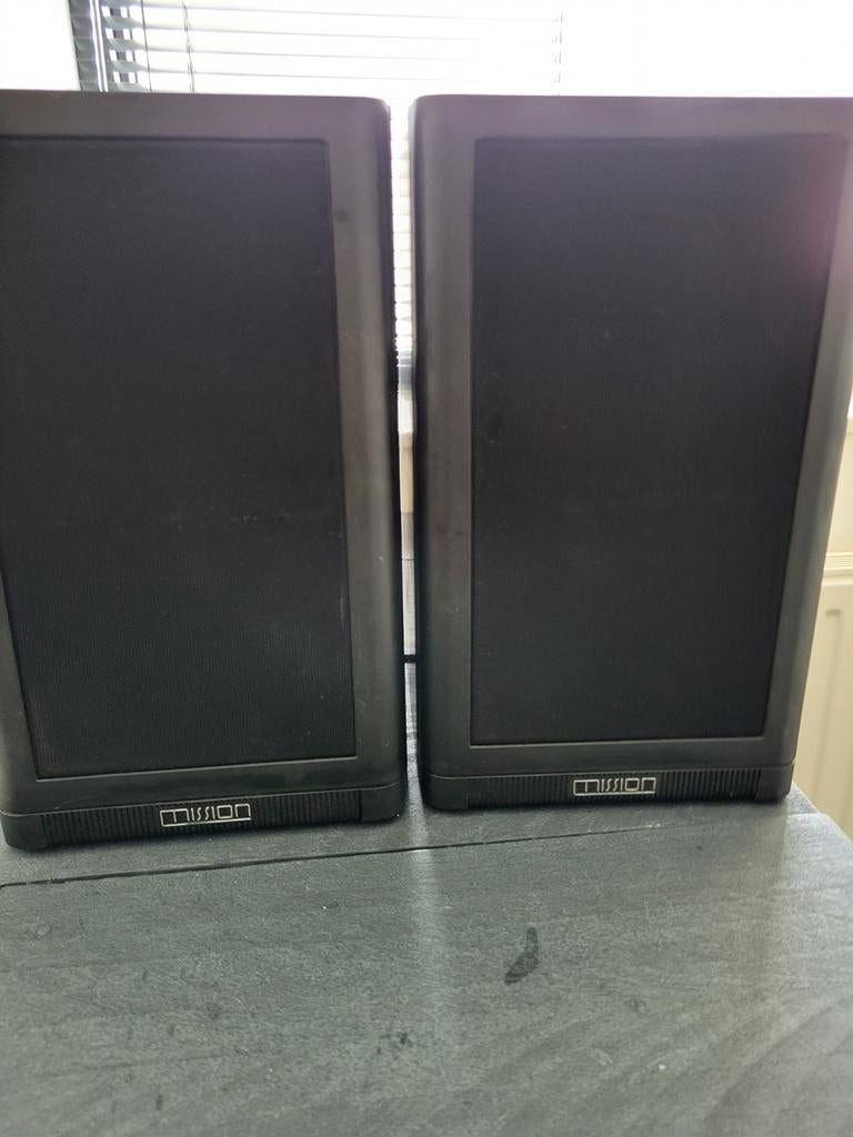 Mission 760i luidsprekers, Gebruikt, 60 tot 120 watt, Front, Rear of Stereo speakers, Ophalen