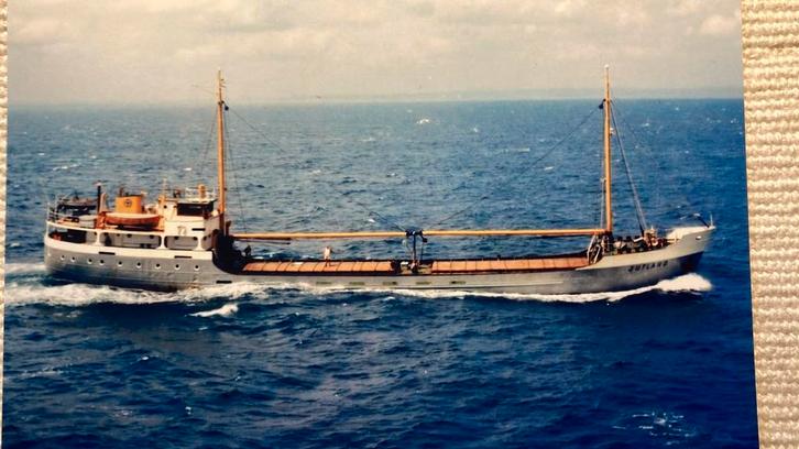 JUTLAND   1953   werf De Waal  Zaltbommel, Verzamelen, Scheepvaart, Zo goed als nieuw, Boek of Tijdschrift, Ophalen of Verzenden