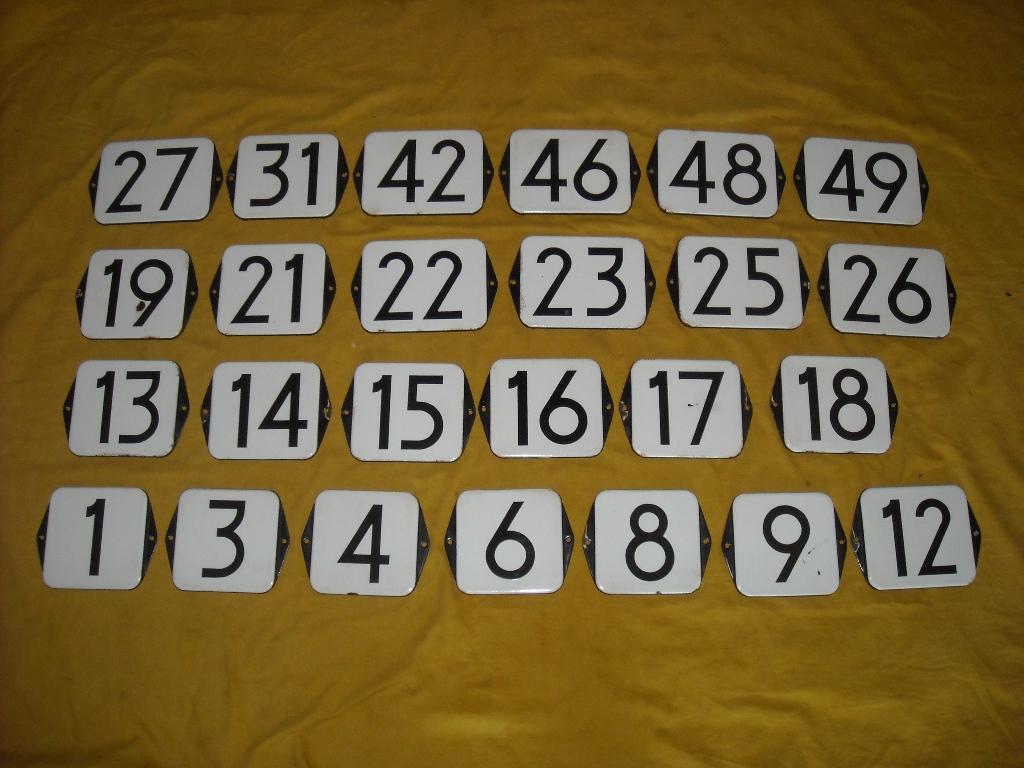 emaille huisnummer Maastricht Utrecht echt oud huis nummer, Antiek en Kunst, Ophalen of Verzenden