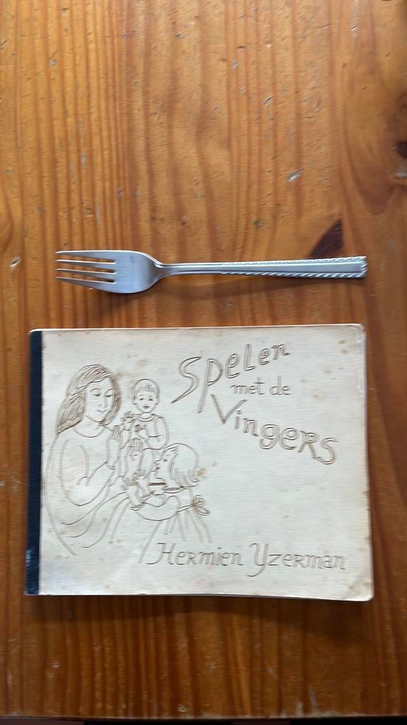 Spelen met de vingers, Ophalen of Verzenden, Gebruikt