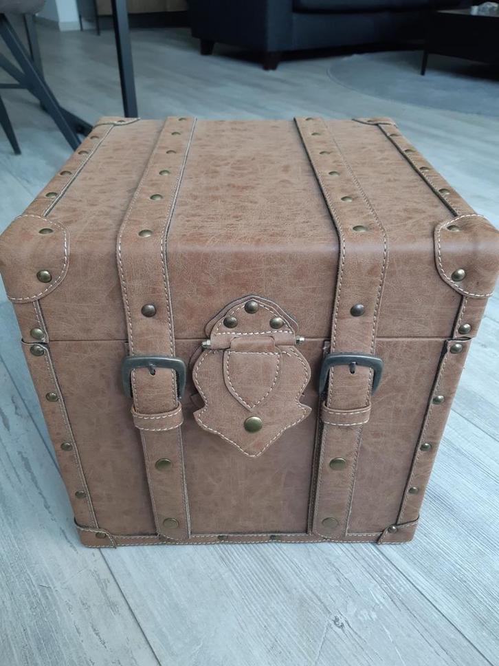 Luxe leer bewerkte opbergkist 36 x 36 x 36 cm, Huis en Inrichting, Woonaccessoires | Kisten, Minder dan 50 cm, Minder dan 50 cm