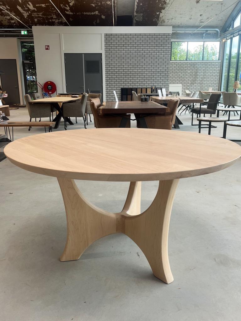 Ronde eettafel essenhout, Ophalen, 100 tot 150 cm, Rond, Zo goed als nieuw