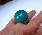 Ring blauw iets zwarte marmering grote bol van Kunststof, Sieraden, Tassen en Uiterlijk, Ringen, Kunststof, Zo goed als nieuw