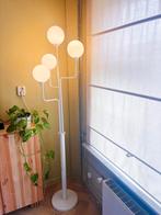 Vintage design space age vloerlamp opaline bollen ‘60 ‘70, Gebruikt, Glas, 150 tot 200 cm, Ophalen