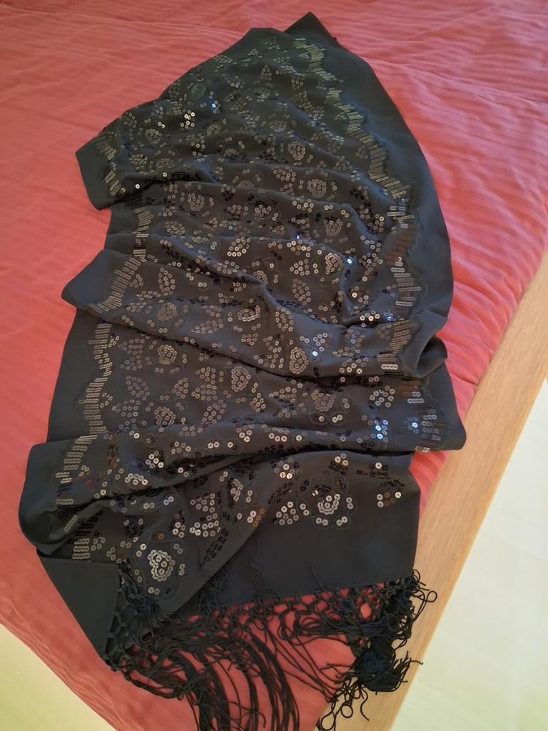 Zwarte sjaal met pailletten, Ophalen of Verzenden, Nieuw, Maat 46/48 (XL) of groter, Sjaal