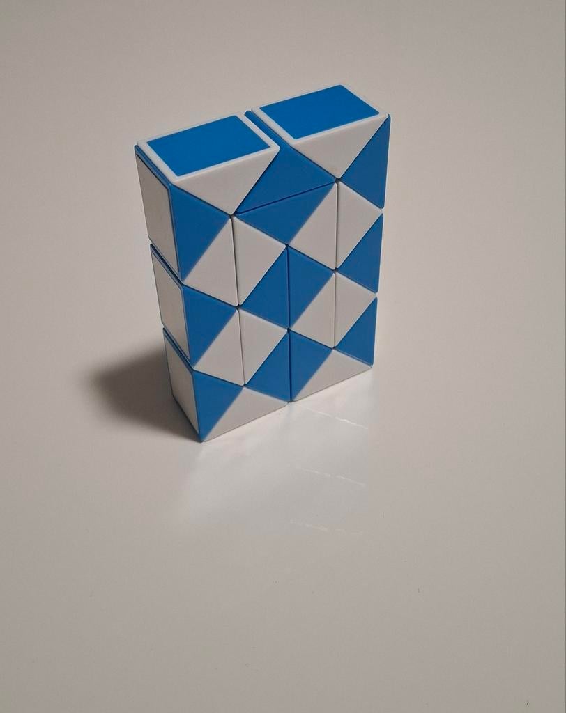 Rubik's Snake / Twist Puzzel - Blauw/Wit, Ophalen of Verzenden, Zo goed als nieuw, Jongen of Meisje