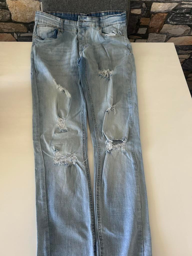 Ripped jeans maat 32 - Nieuwstaat, Ophalen of Verzenden, Nieuw, Blauw, W32 (confectie 46) of kleiner
